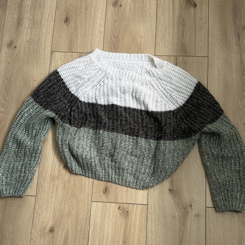 Colorblock Knit Sweater - Gray, White, and Green